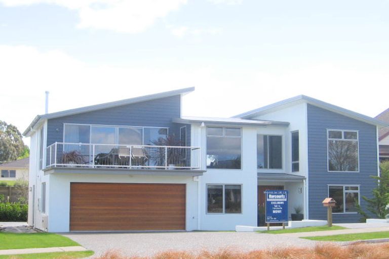 Photo of property in 4 Acacia Bay Road, Nukuhau, Taupo, 3330