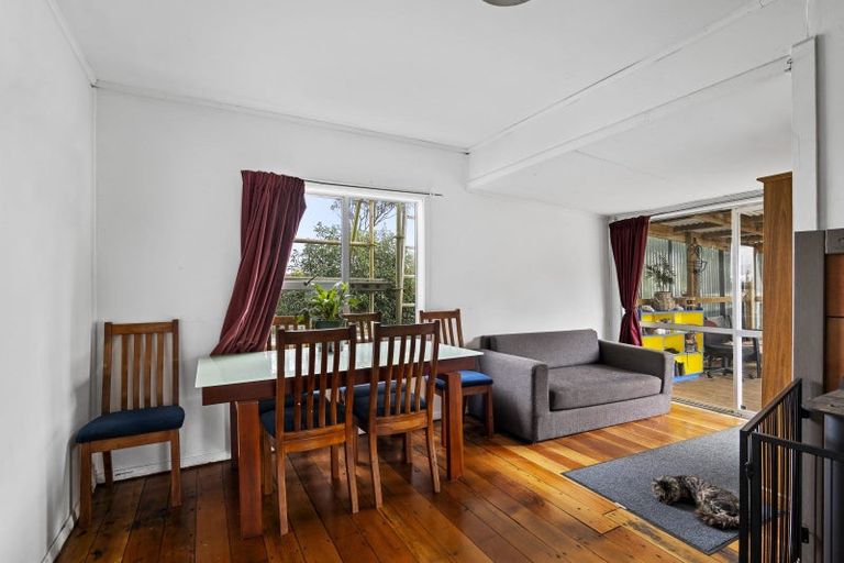 Photo of property in 224 Bridge Street, Eltham, 4322