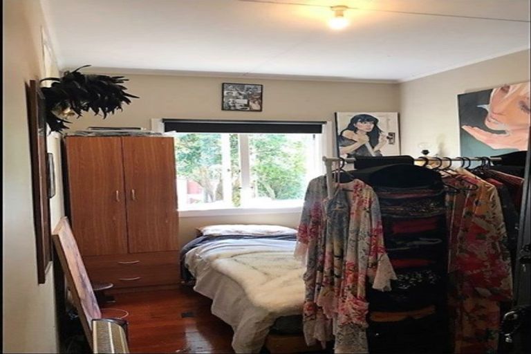 Photo of property in 49 Clyde Street, Island Bay, Wellington, 6023