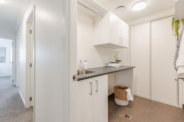 Photo of property in 90 Eaves Bush Parade, Orewa, 0931