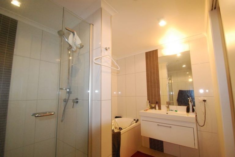 Photo of property in Bellagio Apartments, 5e/39 Taranaki Street, Te Aro, Wellington, 6011