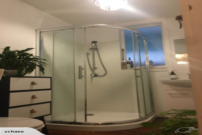 Photo of property in 96 George Street, Hikurangi, 0114