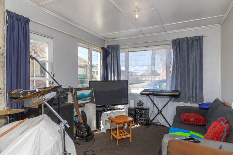 Photo of property in 122 Great South Road, Huntly, 3700