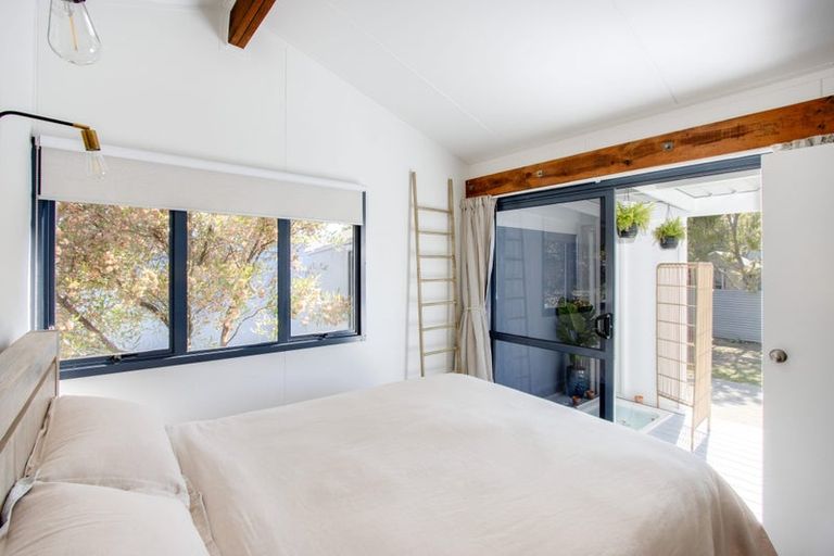 Photo of property in 60 Gillies Crescent, Waimarama, Havelock North, 4294