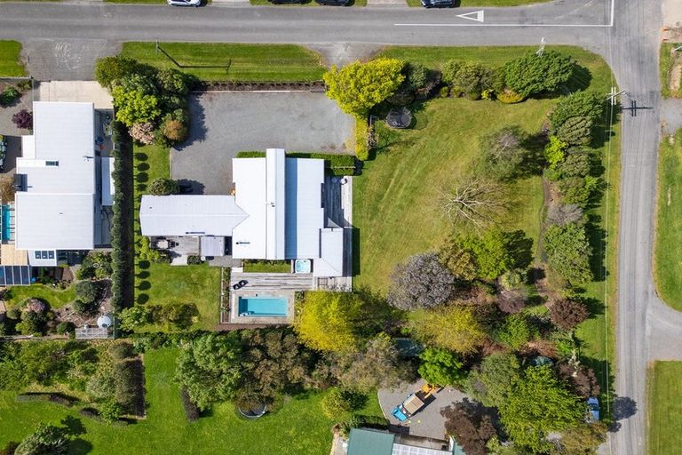 Photo of property in 17-19 Weld Street, Martinborough, 5711