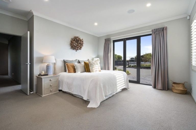 Photo of property in 70 Kakariki Road, Marton, 4787