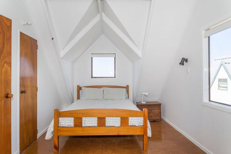 Photo of property in 68 Akitio Esplanade, Akitio, Pongaroa, 4991