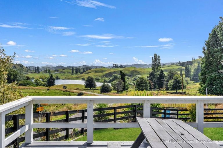 Photo of property in 2 School Road, Tiniroto, Manutuke, 4078