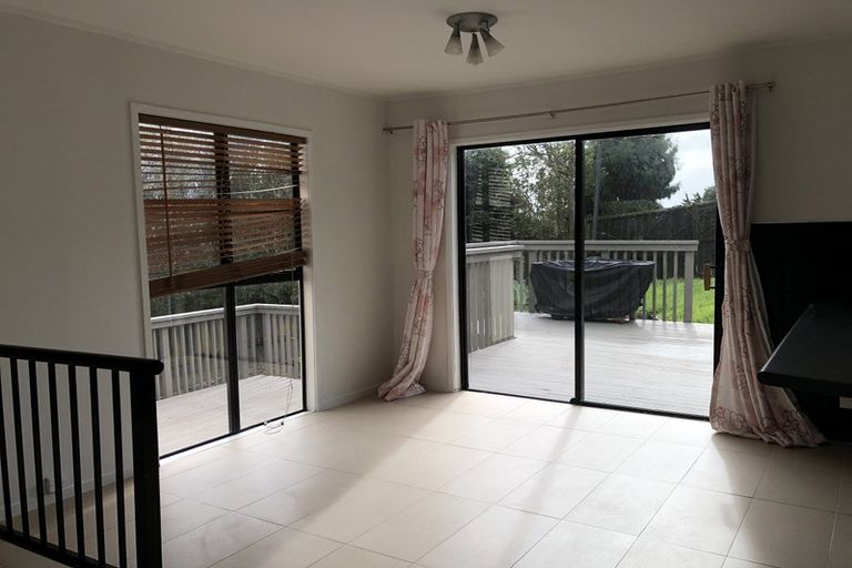 Photo of property in 117a Browns Bay Road, Browns Bay, Auckland, 0630