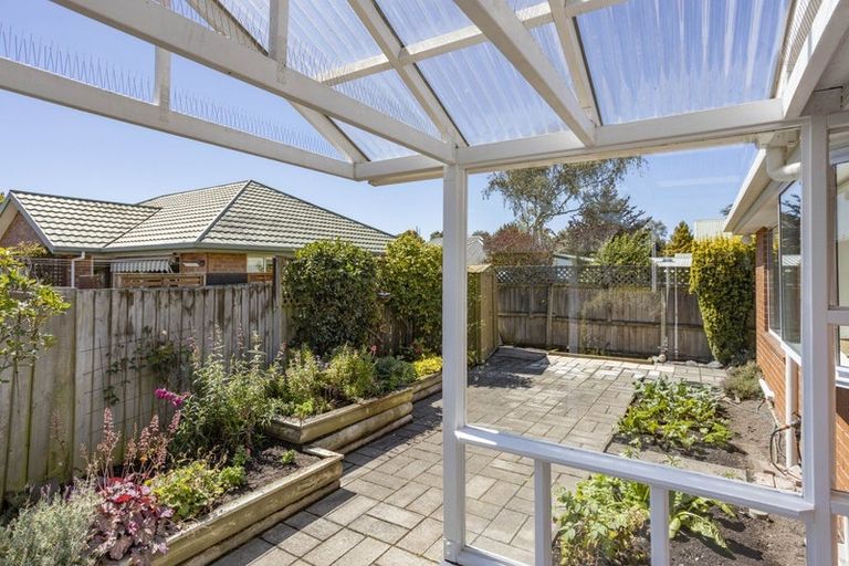 Photo of property in 2/23a Meadow Street, Papanui, Christchurch, 8052