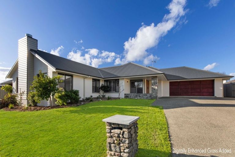 Photo of property in 7 Rodeo Drive, Kelvin Grove, Palmerston North, 4414