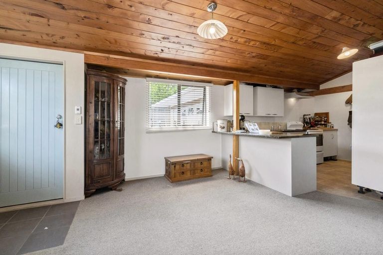 Photo of property in 95a Simpson Road, Ranui, Auckland, 0612