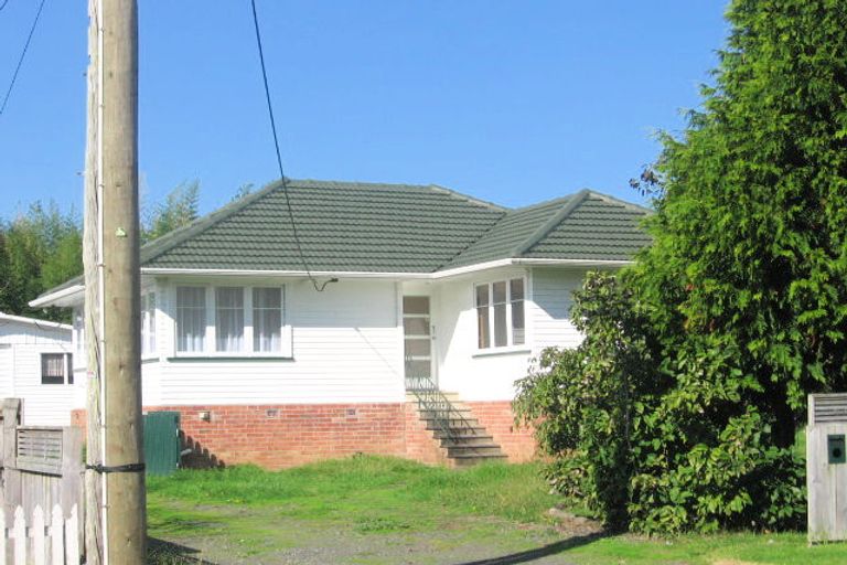 Photo of property in 40 Wilsher Crescent, Henderson, Auckland, 0612