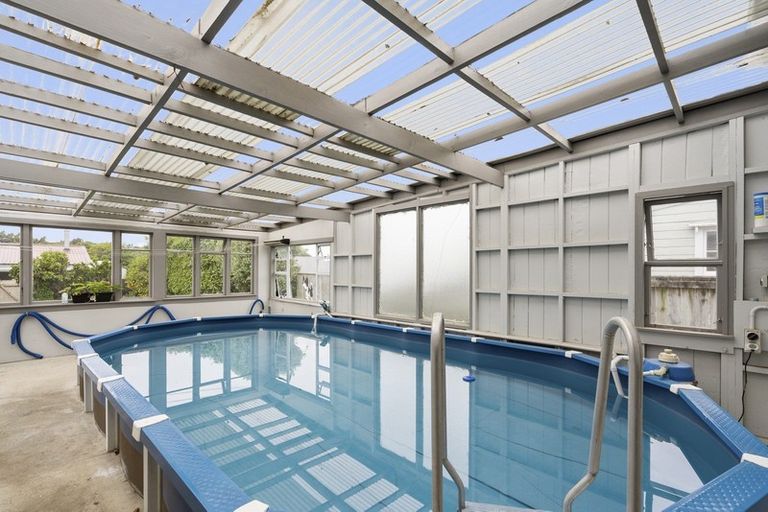 Photo of property in 8 George Street, Hawera, 4610