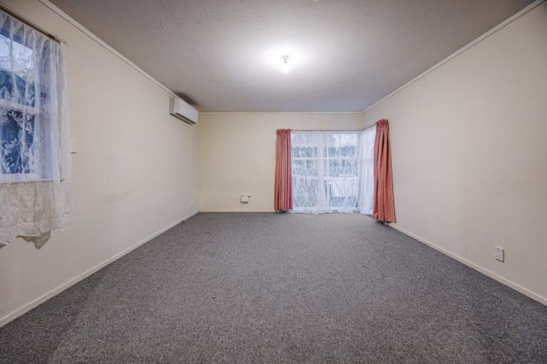 Photo of property in 27 President Avenue, Papakura, 2110