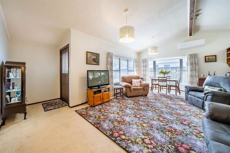 Photo of property in 390b Fergusson Drive, Heretaunga, Upper Hutt, 5018