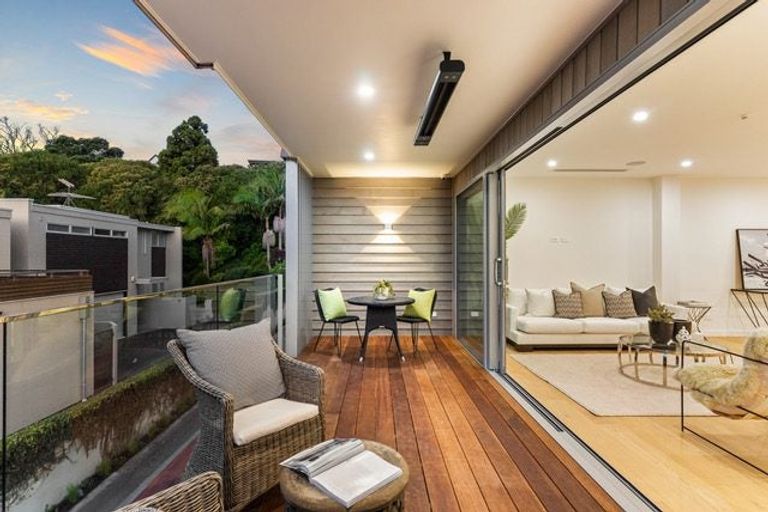 Photo of property in 24a Patteson Avenue, Mission Bay, Auckland, 1071