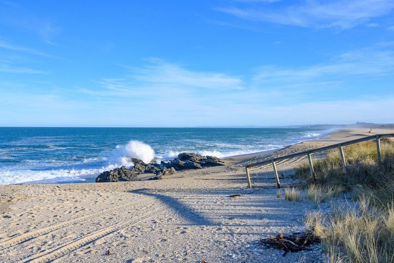 Photo of property in 168 Chrystalls Beach Road, Glenledi, Milton, 9292