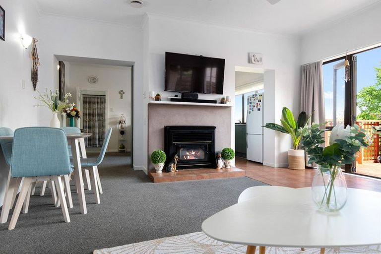 Photo of property in 1 Gilchrist Street, Te Aroha, 3320