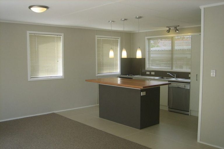 Photo of property in 3/36 Daytona Road, Henderson, Auckland, 0610
