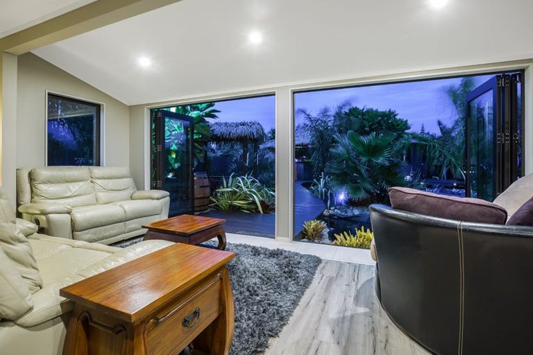 Photo of property in 27 Chums Road, Paraparaumu Beach, Paraparaumu, 5032