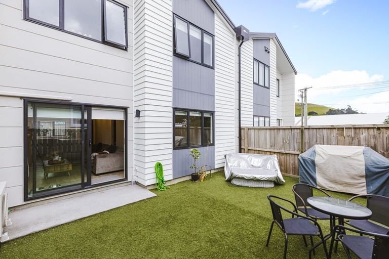Photo of property in 2/81 Pilkington Road, Panmure, Auckland, 1072