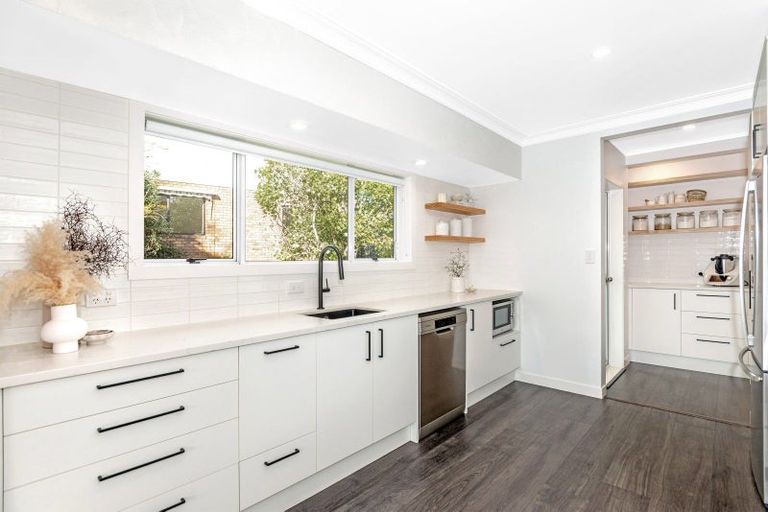 Photo of property in 30 Grant Road, Whataupoko, Gisborne, 4010