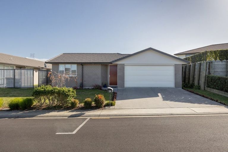 Photo of property in Waterview Estate, 34/4 Greystone Place, Omokoroa, 3114