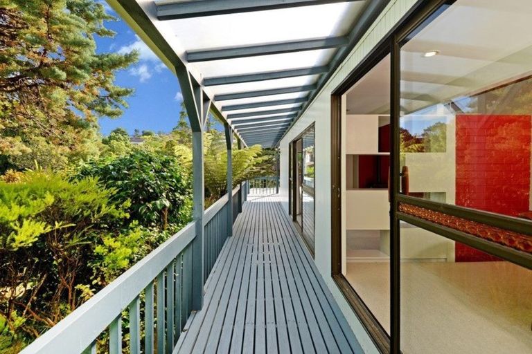 Photo of property in 2 Montclair Rise, Browns Bay, Auckland, 0630