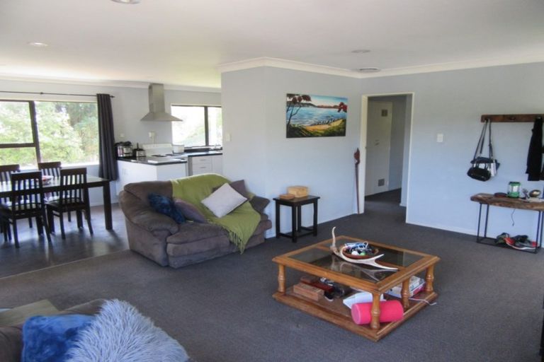 Photo of property in 9 Oaklands Grove, Clouston Park, Upper Hutt, 5018