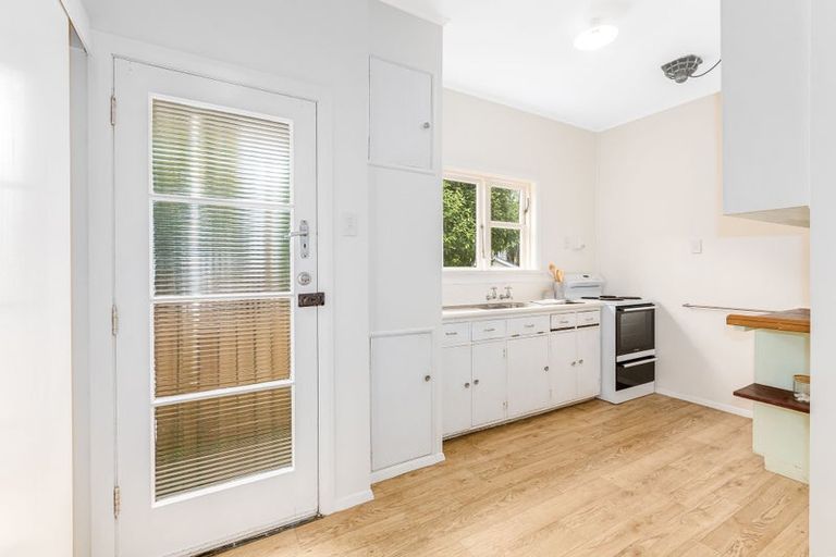 Photo of property in 67 Delhi Crescent, Khandallah, Wellington, 6035