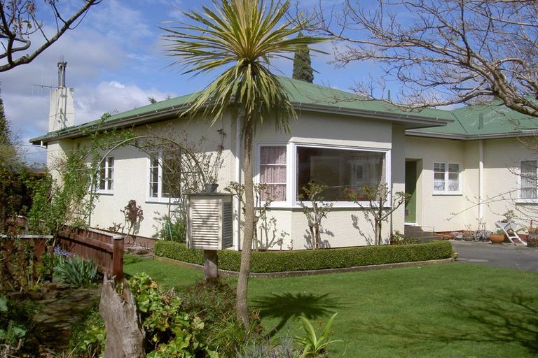 Photo of property in 15 East Street, Terrace End, Palmerston North, 4410