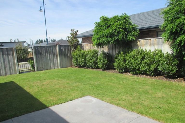 Photo of property in 52 Tahuna Street, Pegasus, 7612