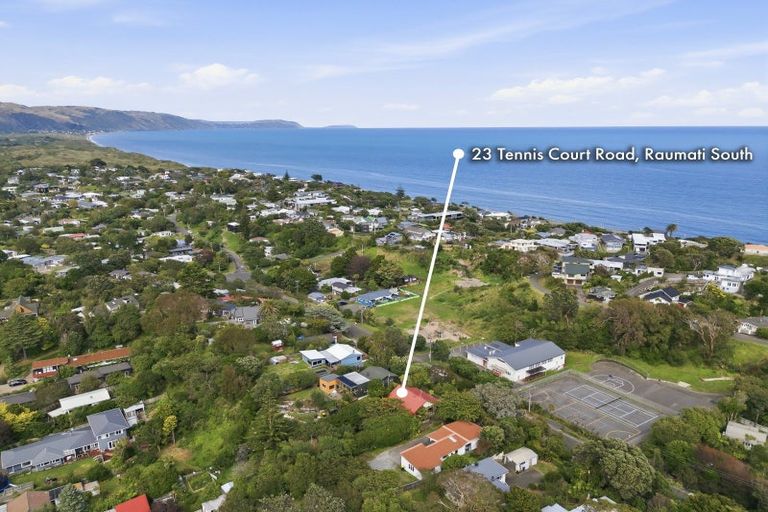 Photo of property in 23 Tennis Court Road, Raumati South, Paraparaumu, 5032