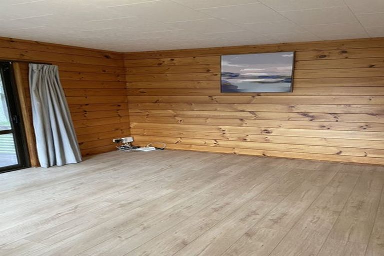 Photo of property in 22 Sandgate Avenue, Botany Downs, Auckland, 2010