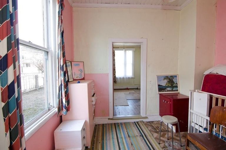 Photo of property in 13 Hermitage Street, Roxburgh, 9500