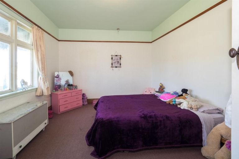 Photo of property in 132 Mcmurdo Street, Tinwald, Ashburton, 7700