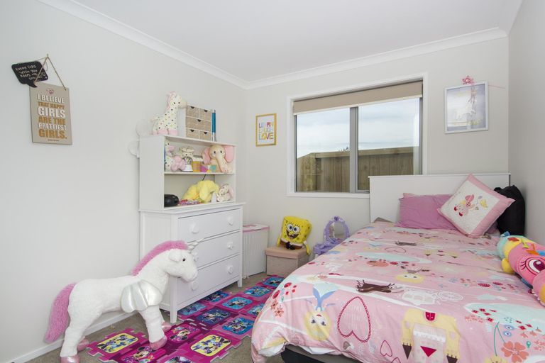 Photo of property in 61 Harding Drive, Papamoa Beach, Papamoa, 3118