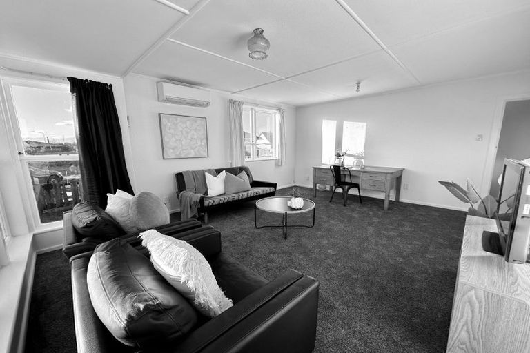 Photo of property in 15 Rothesay Place, Rockdale, Invercargill, 9812