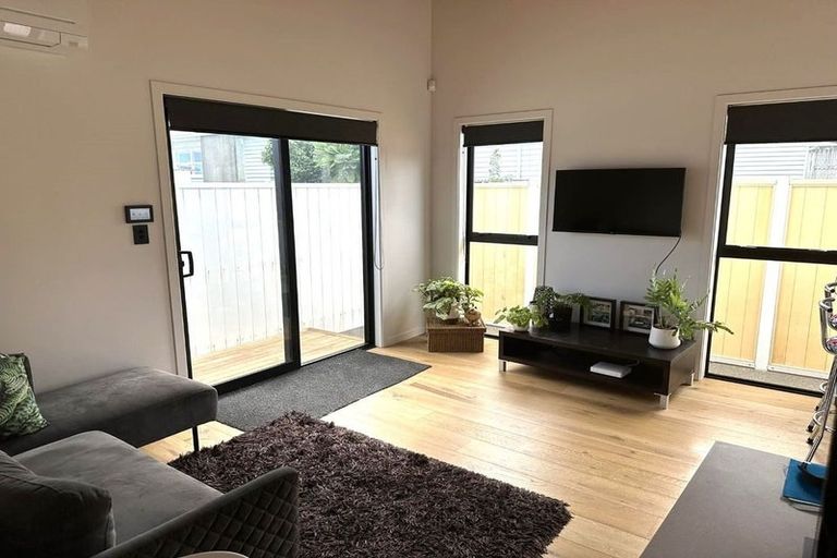 Photo of property in 57 Manly Street, Paraparaumu Beach, Paraparaumu, 5032