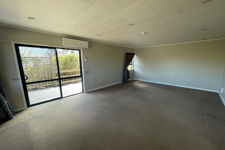 Photo of property in 22 James Walter Place, Mount Wellington, Auckland, 1060