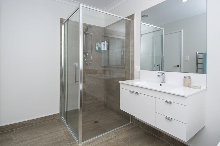 Photo of property in 61 Harding Drive, Papamoa Beach, Papamoa, 3118