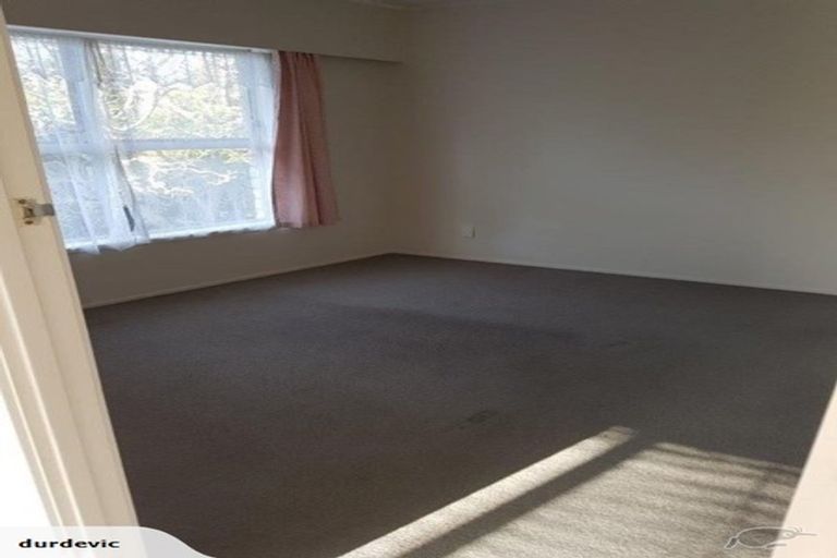 Photo of property in 2/61 Chartwell Avenue, Glenfield, Auckland, 0629