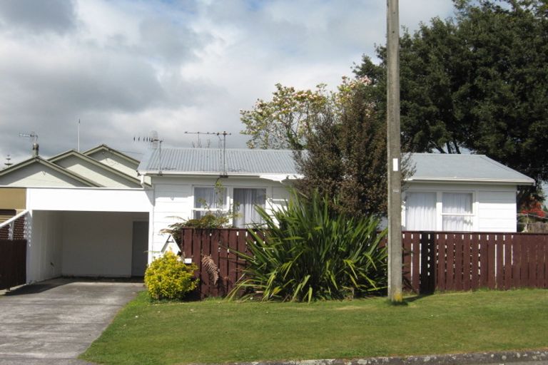 Photo of property in 1/19 York Street, Glenholme, Rotorua, 3010