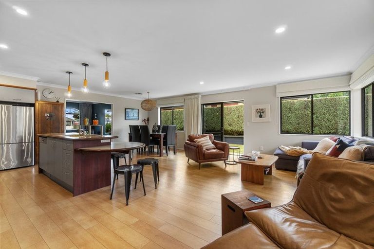 Photo of property in 110 Ayrshire Drive, Grandview Heights, Hamilton, 3200