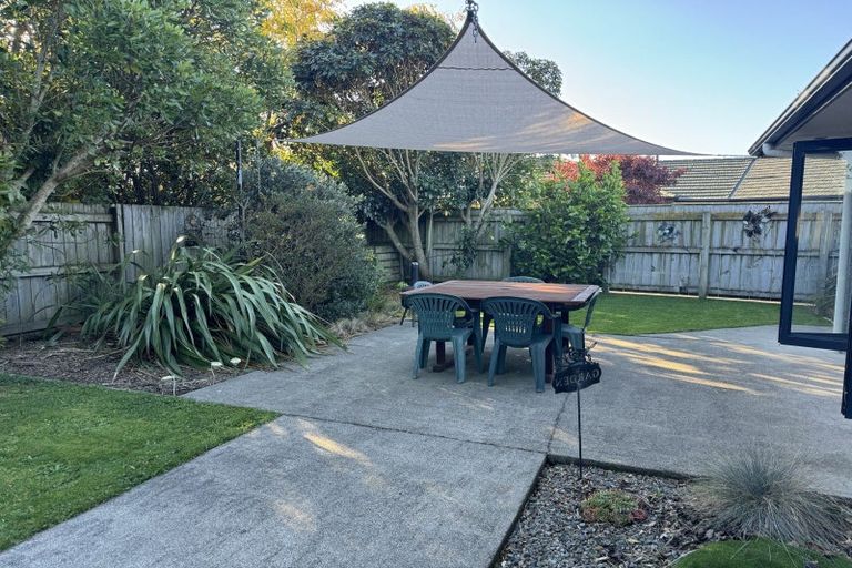Photo of property in 6 Waipatere Court, Ashhurst, 4810