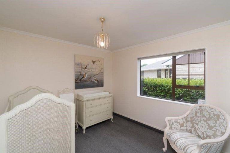 Photo of property in 74 Rata Street, Hawera, 4610