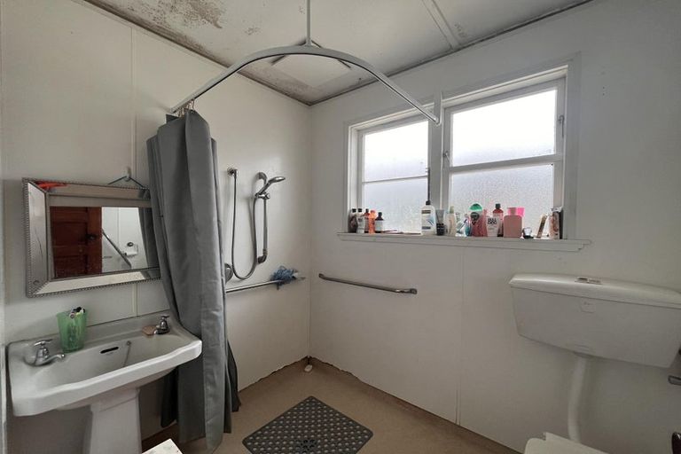 Photo of property in 8 Upham Terrace, Roslyn, Palmerston North, 4414