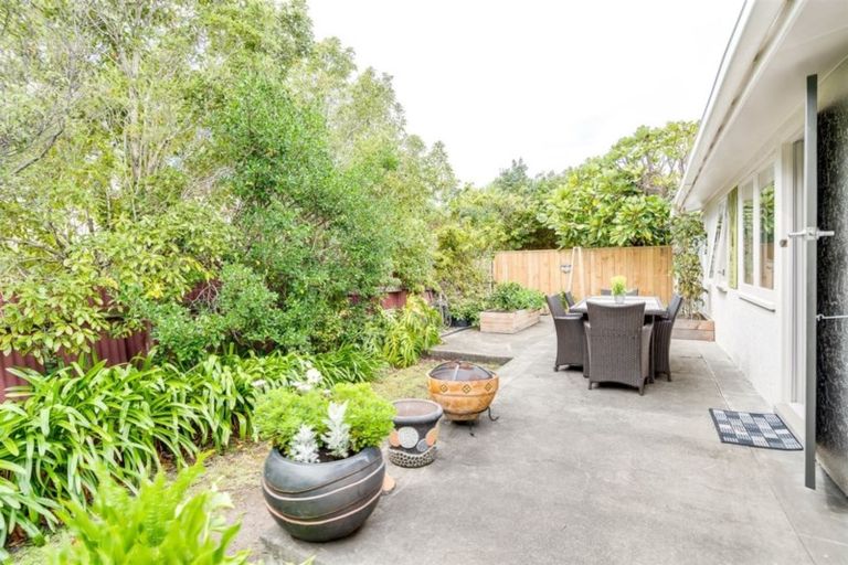 Photo of property in 81 Charles Street, Westshore, Napier, 4110