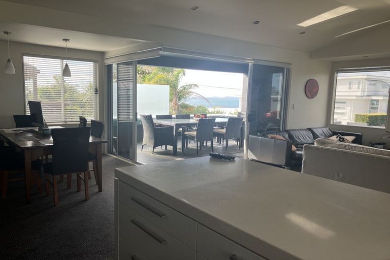 Photo of property in 34 Beach Road, Castor Bay, Auckland, 0620